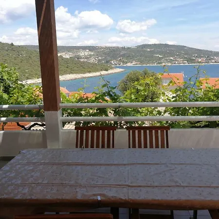 Ostricka Luka 13709a Apartamento Rogoznica (Sibenik-Knin)